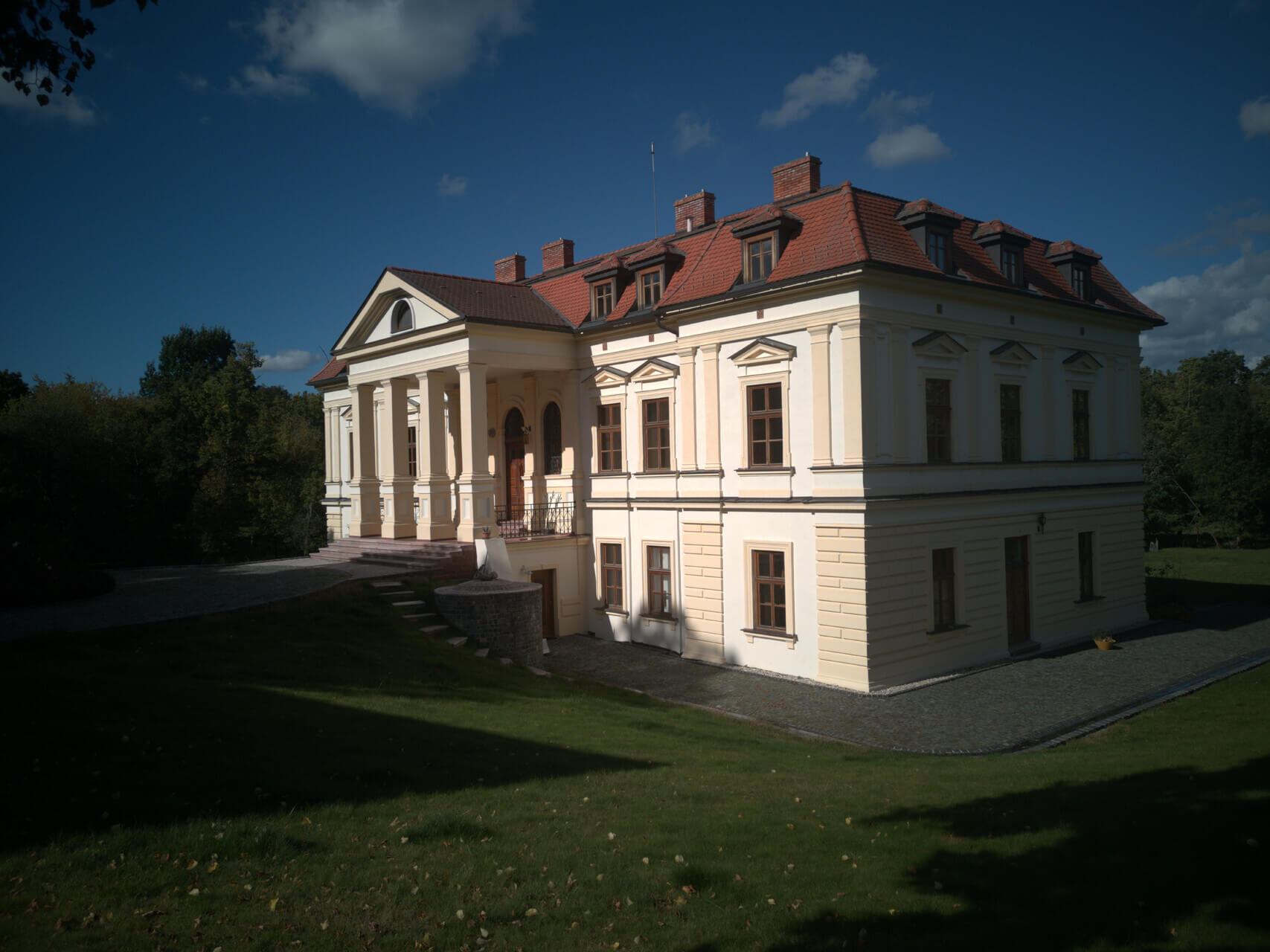 Kaštieľ vo Vítkovciach